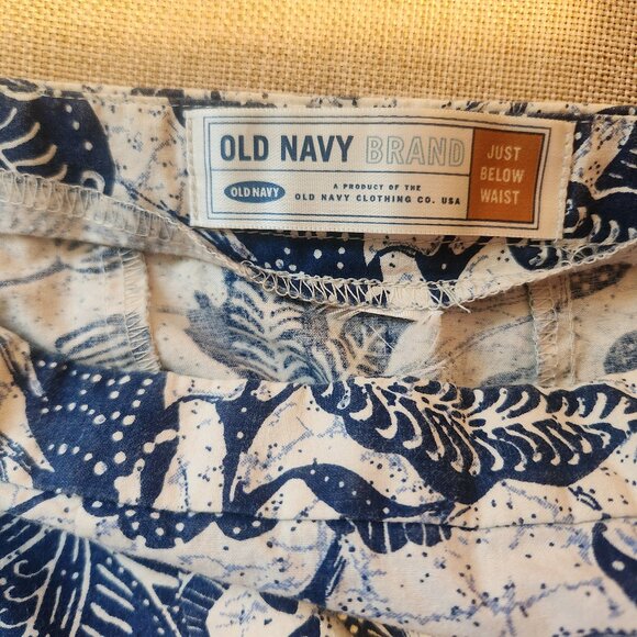 Old Navy Blue and White Floral Cotton Skirt with Yellow Trim Size Small - Picture 4 of 10